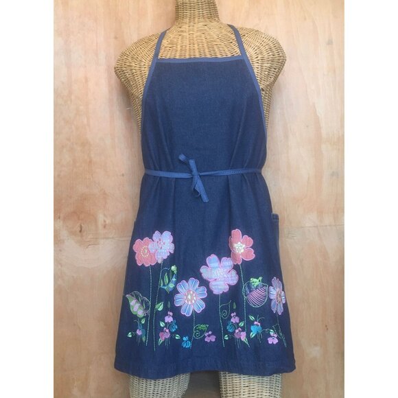 Adjustable Bib Apron Denim w/ Pockets Embroidery & Applique Floral Work Kitchen - Picture 5 of 5